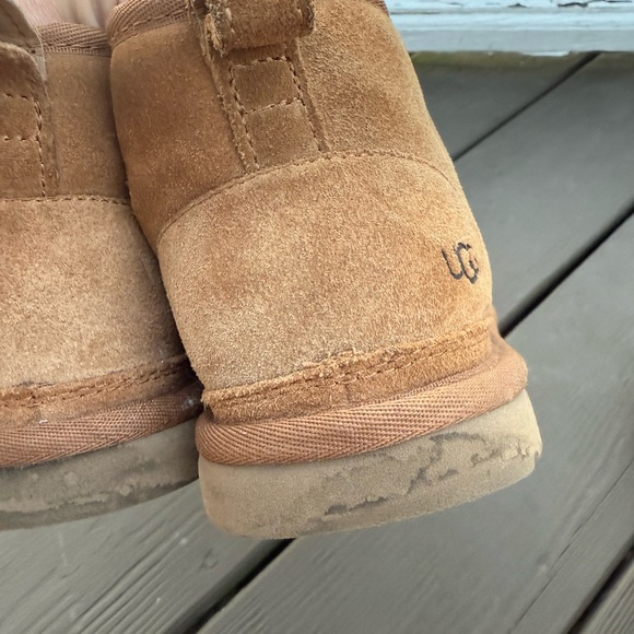 UGG | Chestnut Neumel suede tie boots size 8 - Picture 4 of 9